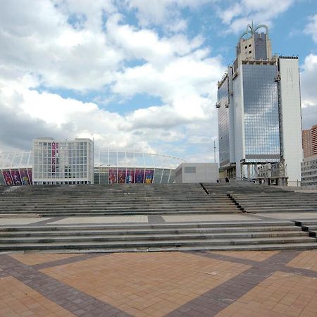 Квартира По Улице Федорова 1 Kiew Exterior foto